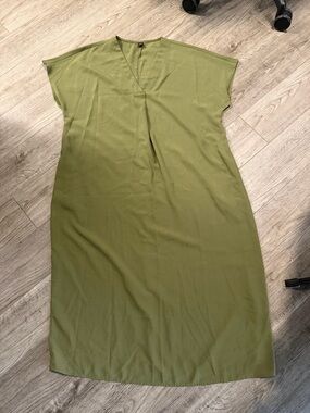 SHEIN Olive Green V-Neck  Dress large